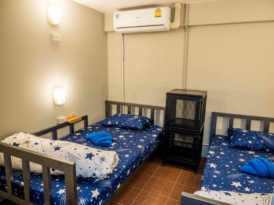 Enjoy House Hostel Chiang Mai Exterior photo