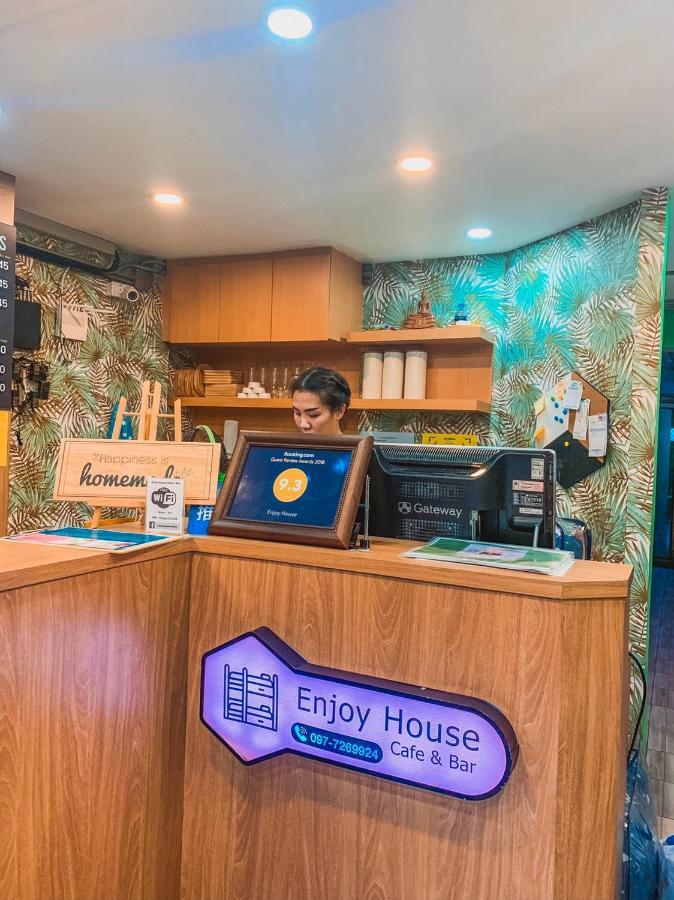 Enjoy House Hostel Chiang Mai Exterior photo